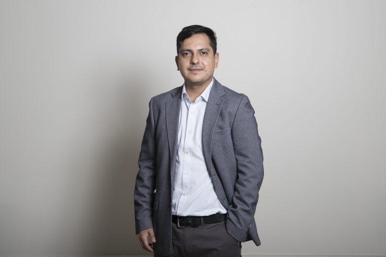 Con exposición enfocada en ejercicios para adultos mayores con fractura de radio, investigador de UDLA se presenta en Congreso Mundial de Fisioterapia de Sudamericana