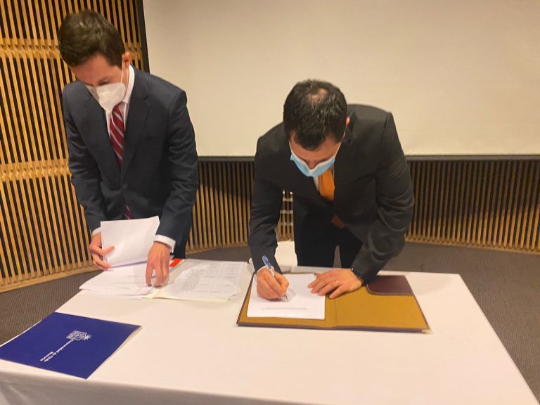 UDLA más 38 universidades nacionales se unen por el desarrollo del país y firman convenio para crear el Laboratorio Nacional de Supercomputación