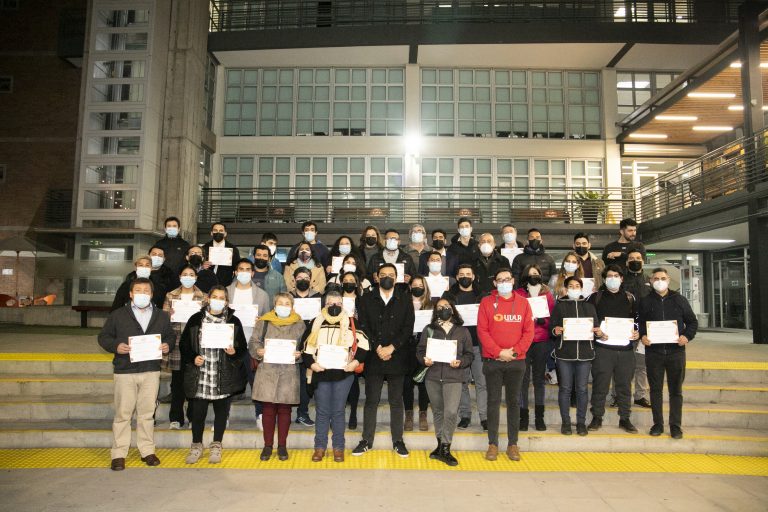 Instituto del Deporte del Campus La Florida entrega diplomas a 106 dirigentes que se capacitaron en Gestión Deportiva en UDLA