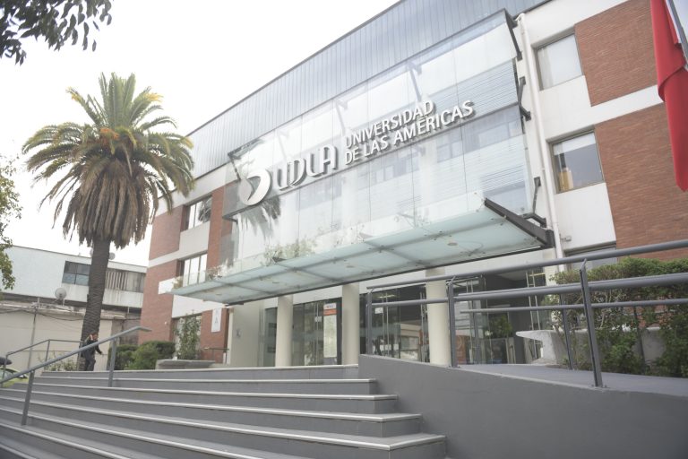 UDLA, a través de su Facultad de Medicina Veterinaria y Agronomía, concreta importante acuerdo de colaboración internacional con la Universidad de Murcia