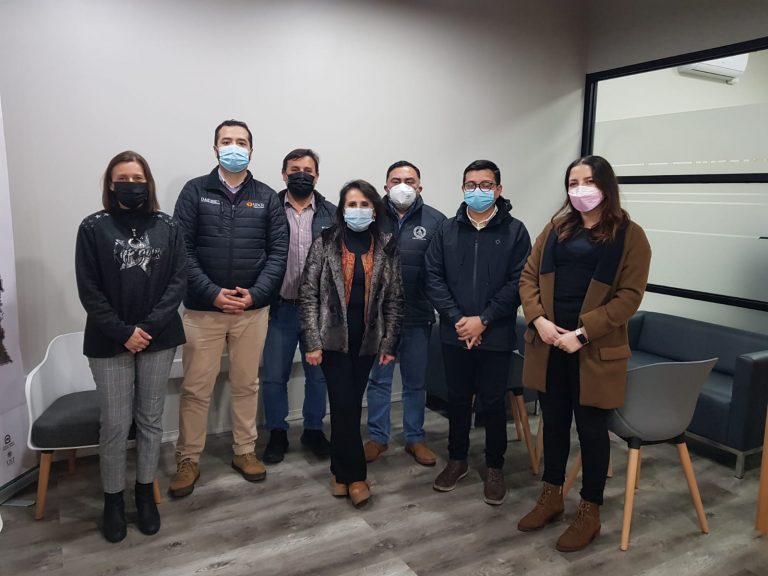 Seremi de Trabajo y Previsión Social del Biobío participa en reunión de coordinación de proyecto sobre capacitación y apoyo integral para trabajadores industriales ejecutado por UDLA