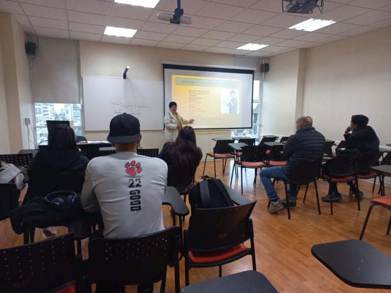 Alumnos del Campus Los Castaños participan en talleres para aprender herramientas y técnicas de estudio