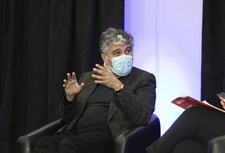 Director de la Academia Chilena de la Lengua analiza los desafíos en torno a la enseñanza del lenguaje en charla organizada por el Magíster en Didáctica de la Lectura y la Escritura UDLA