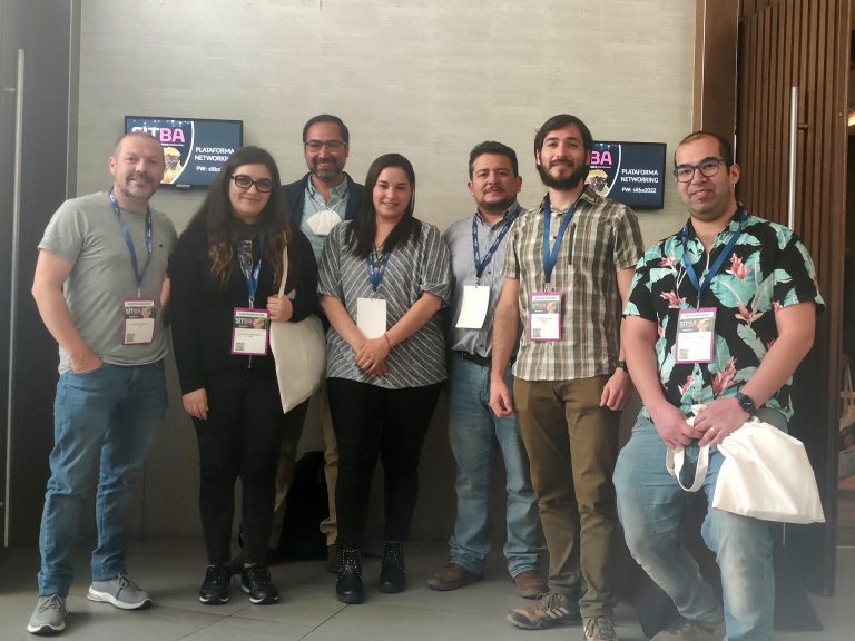 Alumnos de Magíster en Bienestar Animal y Etología Aplicada de UDLA participan en importante seminario internacional de la especialidad realizado en Chile