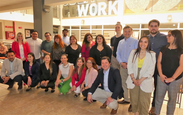 Equipo de bienestar DAE a nivel nacional se capacita en herramienta de apoyo en salud mental