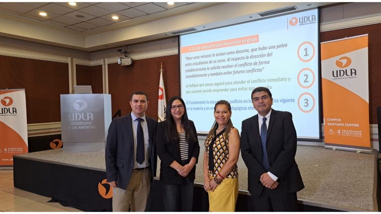 Estudiantes de la Facultad de Educación participan de taller de argumentación de casos pedagógicos de cara a la rendición de la Evaluación Nacional Diagnóstica