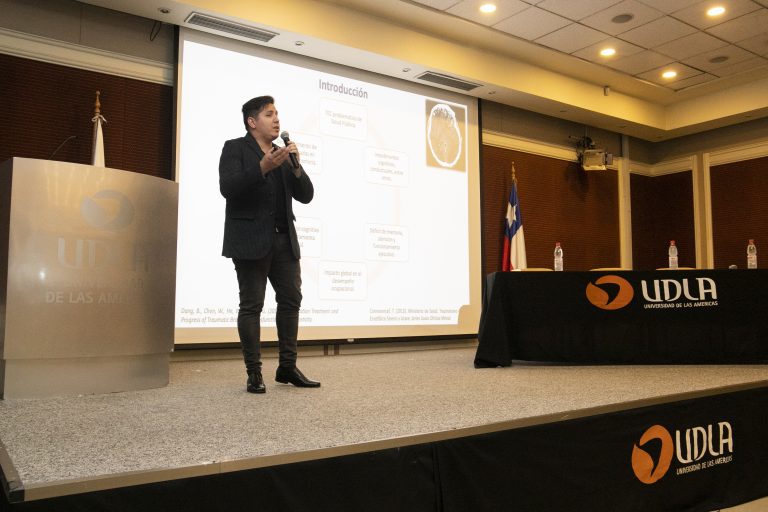 Académicos, estudiantes y egresados de Terapia Ocupacional celebran su primer encuentro de actualización de contenidos académicos con charlas sobre daño cerebral