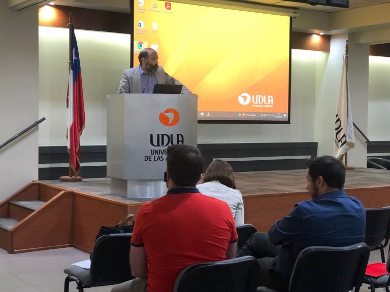 Carrera de Traducción e Interpretación en inglés realiza la última Mock Conference del año 2022