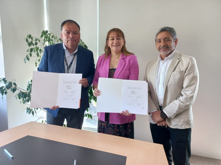 Mindep-IND Valparaíso y UDLA suscriben convenio para fomentar el deporte y la actividad física con especial foco en la inclusión