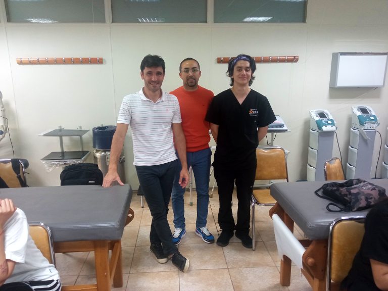 Reconocido kinesiólogo argentino de la Global Cyriax Institute realiza clase magistral a estudiantes del Campus Santiago Centro sobre “Razonamiento Clínico Objetivo”