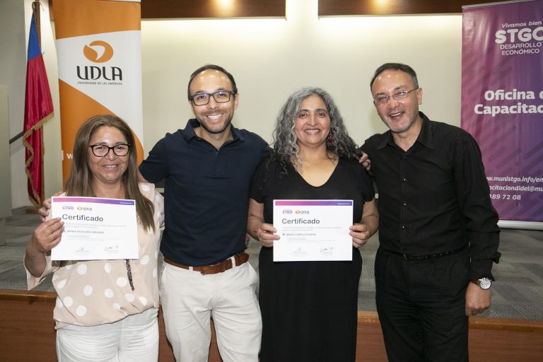 Escuela de Ingeniería Comercial finaliza con éxito talleres de marketing y educación financiera realizados en colaboración con la Municipalidad de Santiago