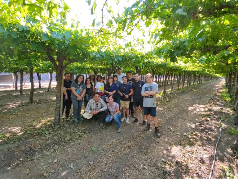 Escuelas de Medicina Veterinaria y de Agronomía de UDLA retoman sus tradicionales giras de estudio luego de tres años de suspensión