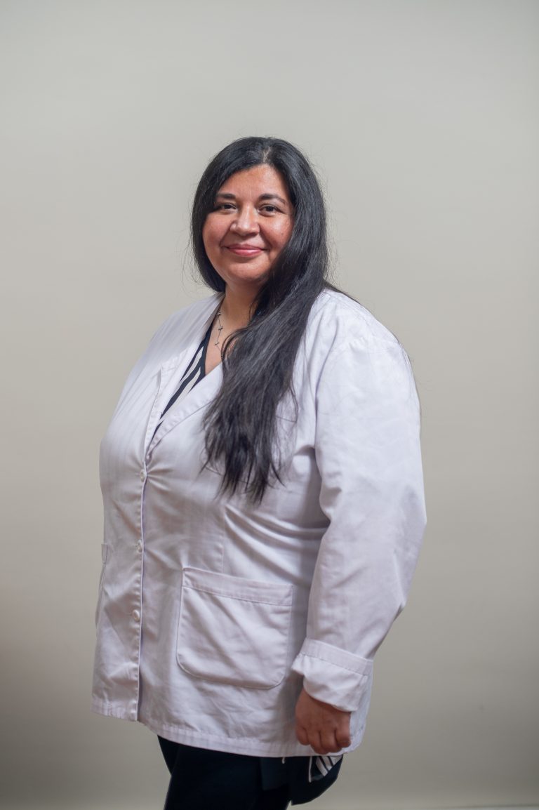 Académica del Instituto de Ciencias Naturales de Sede Concepción realiza una estadía de investigación en la Universidad de Araraquara en Brasil