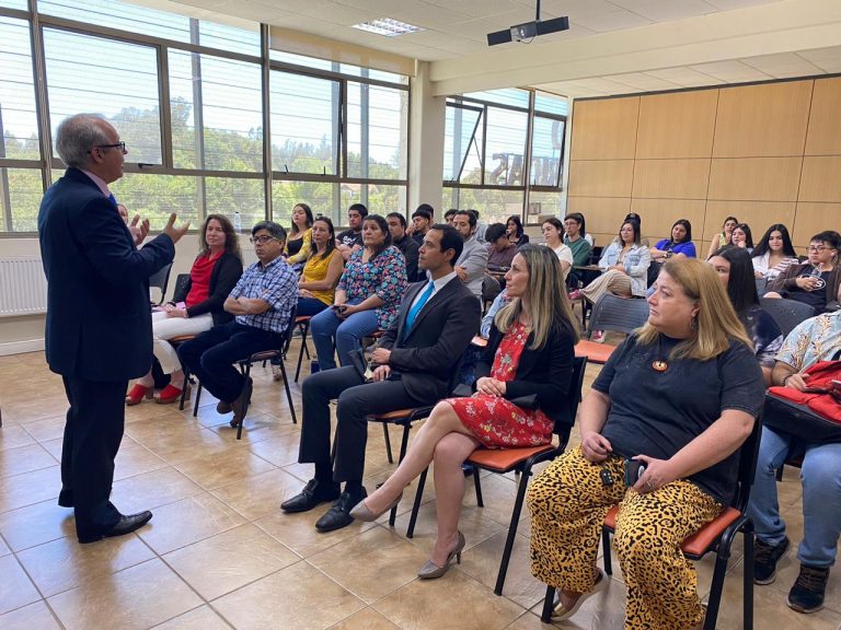 Sede Concepción inaugura Punto Limpio con charla de educación ambiental a estudiantes del Campus El Boldal
