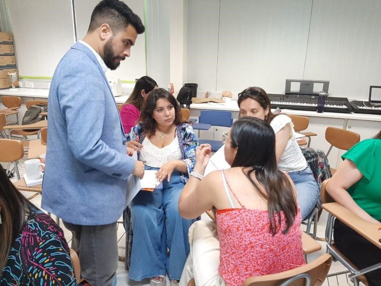 Académicos de la Facultad de Salud y Ciencias Sociales capacitan en Simulación Clínica a docentes de la Universidad del Biobío