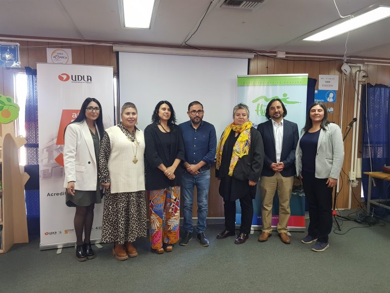 Sede Concepción firma convenio con Departamento de Administración Municipal de Hualpén para apoyar el Programa de Integración Escolar