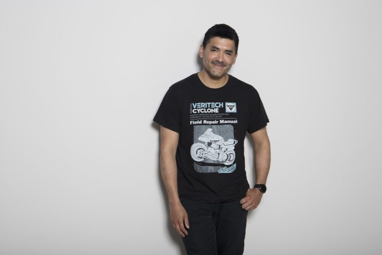 Gabriel Osorio, académico UDLA y fundador de Punkrobot, participa en el Star Wars Celebration en Londres