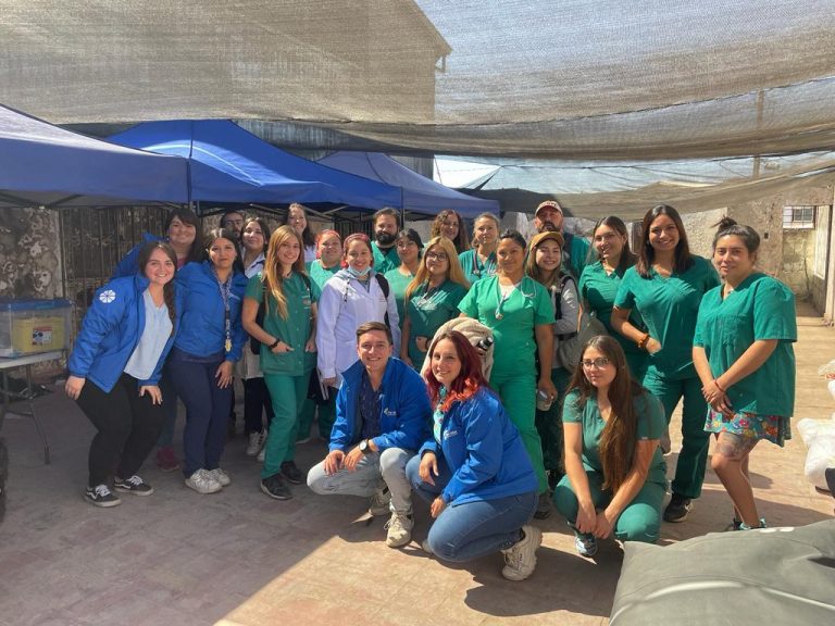 Más de 400 animales menores de Viña del Mar y Petorca son parte de operativos realizados por la carrera de Medicina Veterinaria de Campus Los Castaños