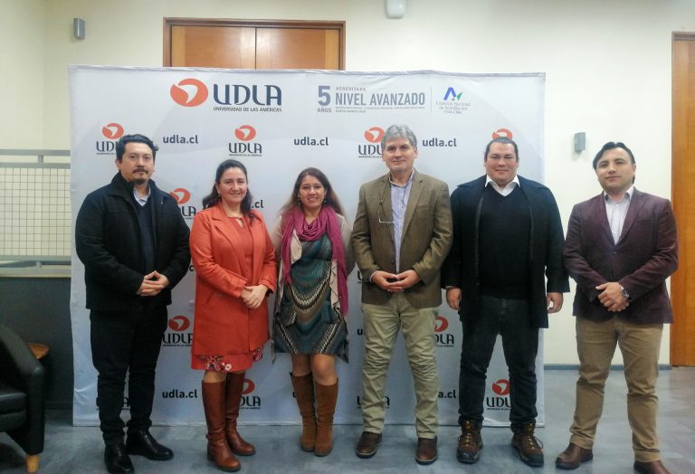 Seis académicos presentan sus tesis de investigación en el primer Coloquio Doctoral de la Facultad de Ingeniería y Negocios