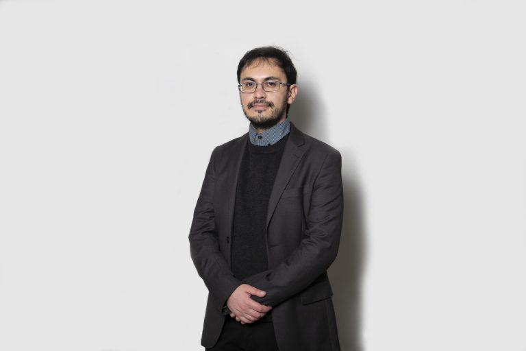 Académico del Instituto de Inglés expone sobre la injerencia de los docentes en la formación de futuros profesionales en Congreso Internacional de Lingüística