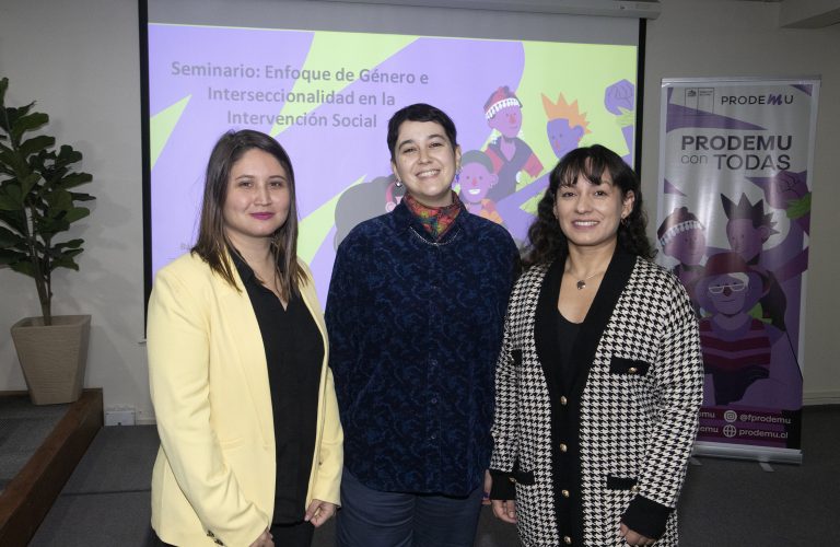 Charla de Prodemu: Estudiantes de Trabajo Social, Derecho y Psicología adquieren conocimiento relacionados a la atención e intervenciones desde la perspectiva de género