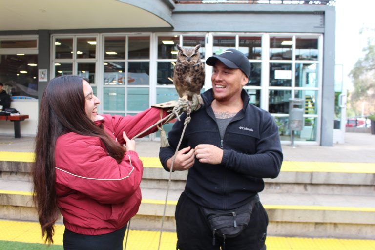 Con exhibición de animales exóticos y jornada de adopción de perros, Medicina Veterinaria conmemora el Día de la Mascota en Campus La Florida