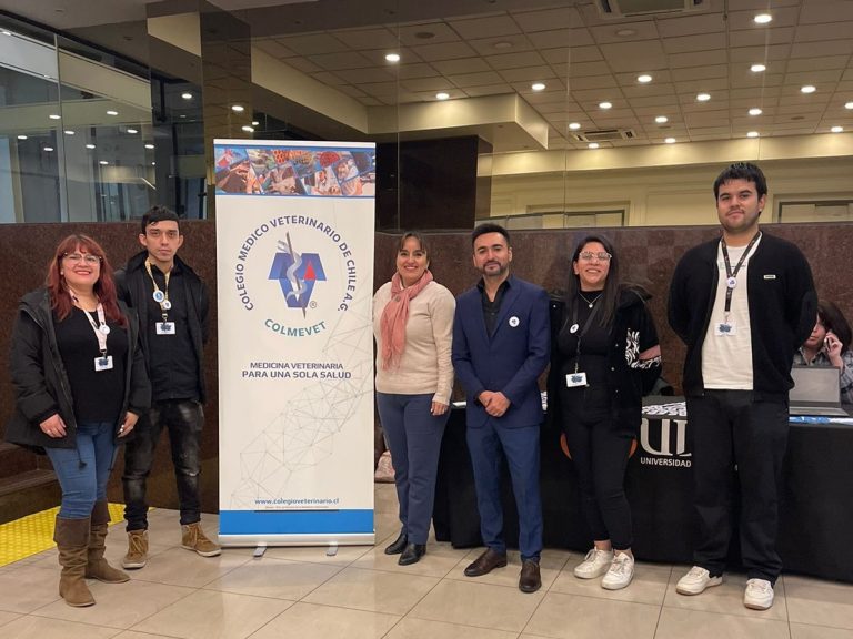 Estudiantes de Medicina Veterinaria del Campus Santiago Centro organizan jornada internacional enfocada en tratamientos de animales exóticos y de fauna silvestre