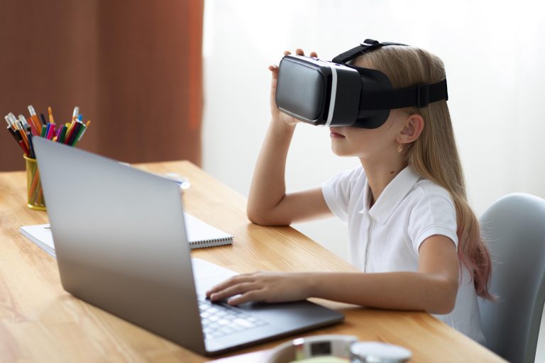 Magíster en Educación con mención en Innovación para el Aprendizaje inaugura año académico con charla en torno al videojuego como una herramienta educativa