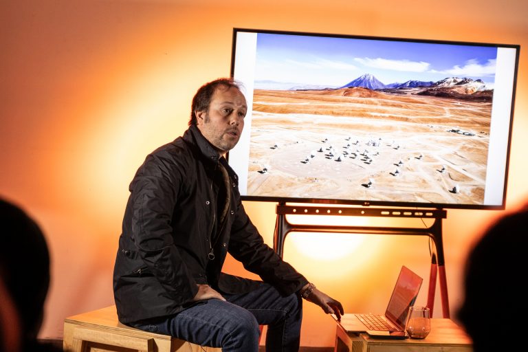 MOMENTO: arquitecto nacional, Benjamín Murúa, habla sobre la construcción de un centro deportivo en el Observatorio ALMA
