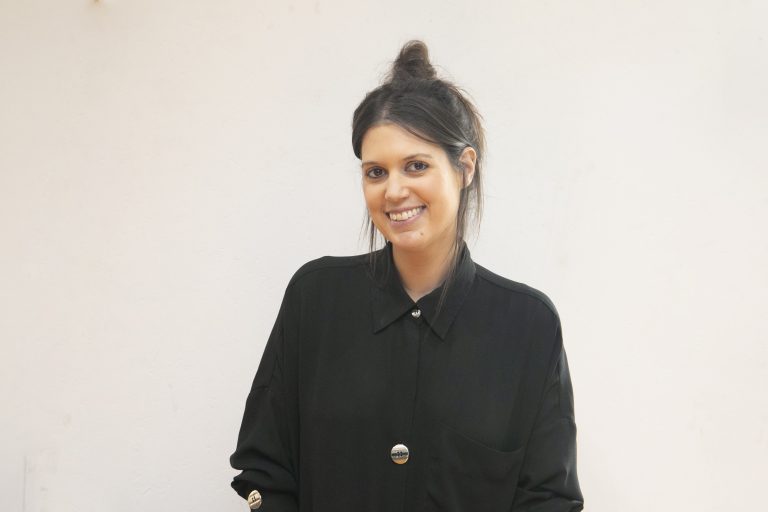 Codirectora del Núcleo de Investigación en Subjetividades y Políticas de Igualdad de UDLA realiza pasantía en España sobre robótica e inteligencia artificial