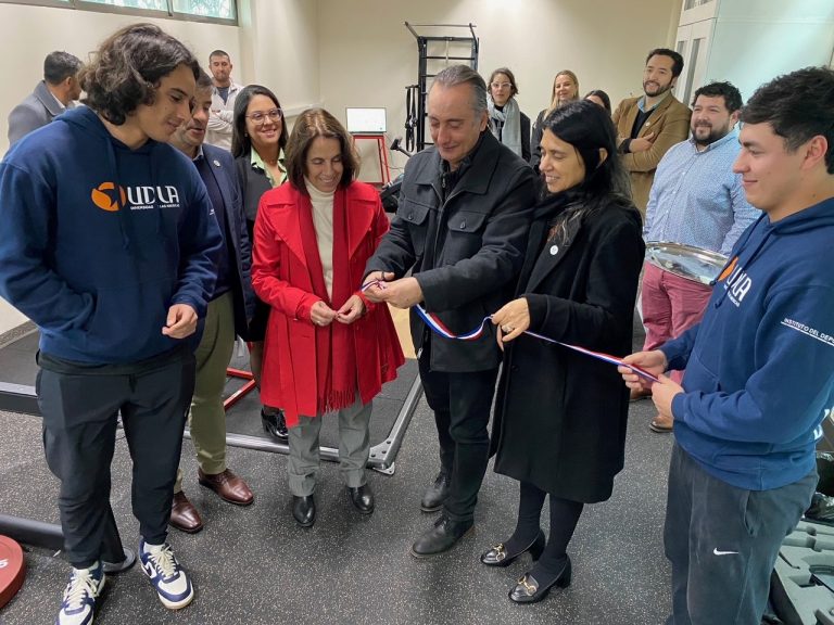 Rectora, Pilar Romaguera, inaugura Laboratorio de Ciencias de la Actividad Física en Sede Concepción