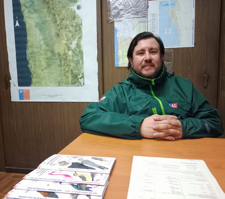 Titulado de Medicina Veterinaria lidera campaña regional del SAG por emergencia de influenza aviar en Región de Tarapacá