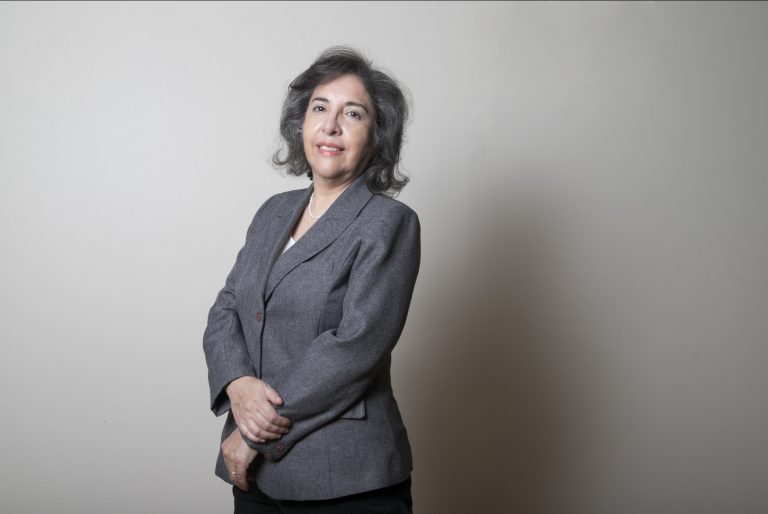 Académica de la carrera de Derecho de Sede Viña del Mar UDLA viaja a España a exponer sobre empresas y derechos humanos