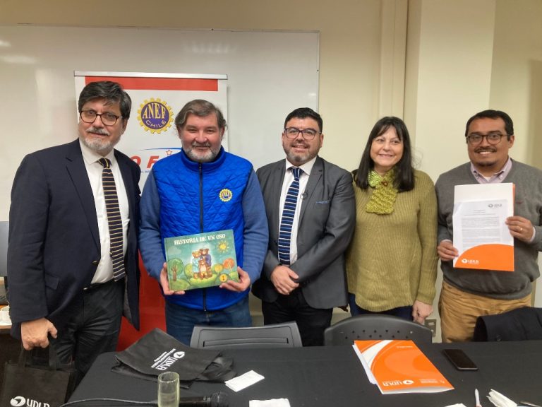 UDLA firma convenio con Asofind para realizar acciones recíprocas en el área de Derecho por medio de clínicas jurídicas