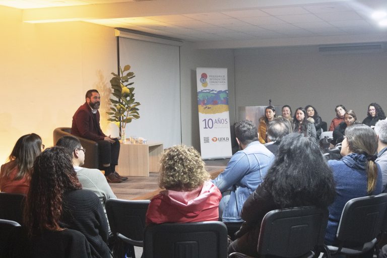 Campus La Florida inicia ciclo de conversaciones “Tu historia, mi historia” en el marco de su proyecto de Salud Mental