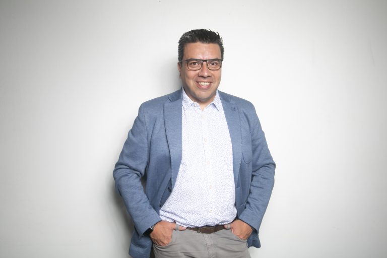 Director del Magíster en Docencia Universitaria de UDLA participa en Congreso Internacional de Comunicación, Lenguaje y Culturas en Colombia