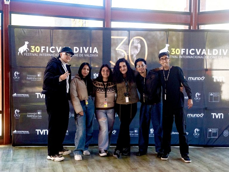 Delegación de académicos y estudiantes UDLA viven una experiencia inolvidable al participar en el Festival Internacional de Cine de Valdivia 2023