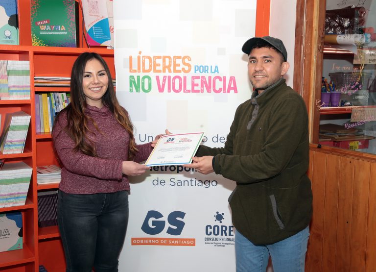 Estudiantes de la Escuela de Trabajo Social de UDLA se integran al equipo de monitores de Fundación Semilla