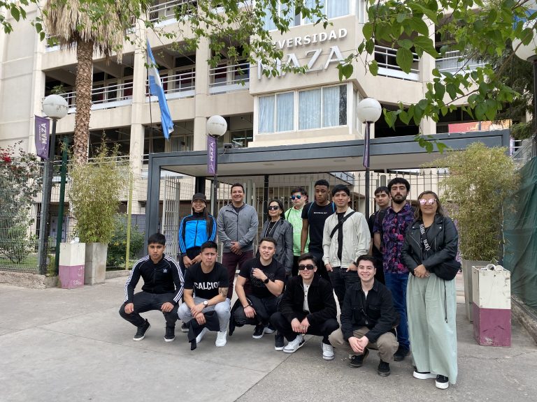 Estudiantes y académicos de Pedagogía en Educación Física realizan pasantía en Universidad Juan Agustín Maza de Mendoza