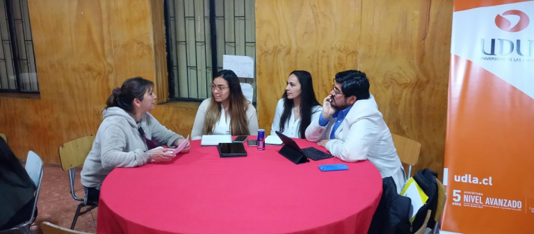 Clínica Jurídica del Campus La Florida logra favorable operativo en materias civiles, hereditarias y de Derecho de Familia en beneficio a adultos mayores