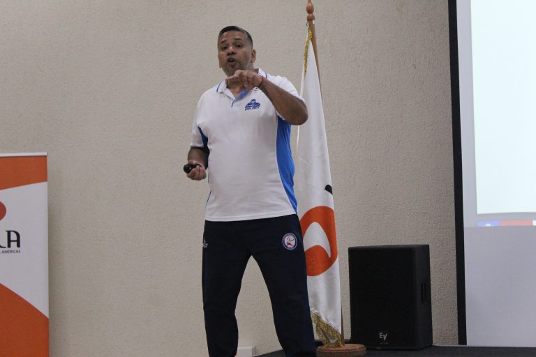 Instituto del Deporte impulsa la inclusión en el deporte con charla sobre actividad física y discapacidad en Campus Maipú