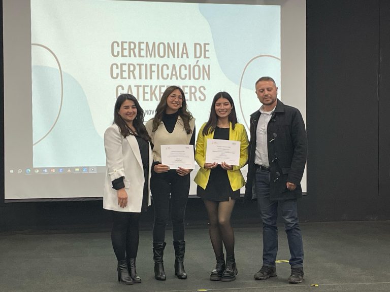 Más de 40 estudiantes de Campus Los Castaños son certificados como Gatekeepers en salud mental a través de la Dirección de Asuntos Estudiantiles