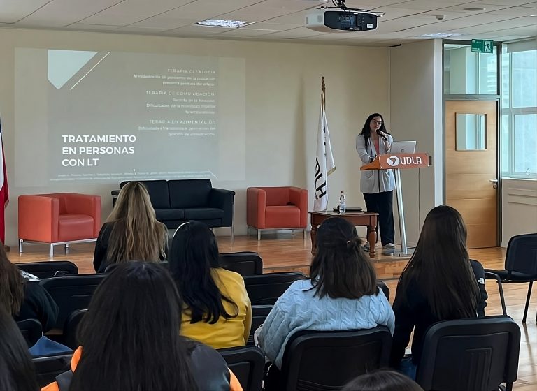 Centro de Estudiantes de la Carrera de Fonoaudiología de Campus Los Castaños organiza seminario para promover instancias de aprendizaje disciplinar