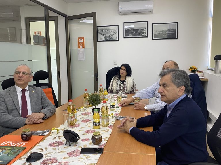 Agrupación de Universidades Privadas del Biobío se reúne en UDLA para evaluar proyecto FIC-R sobre competitividad de los gobiernos locales