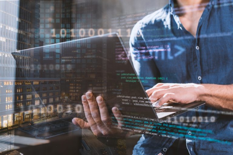 Grupo de Investigación de la Escuela de Educación organiza capacitación en el uso de ATLAS.ti para el análisis cualitativo de datos