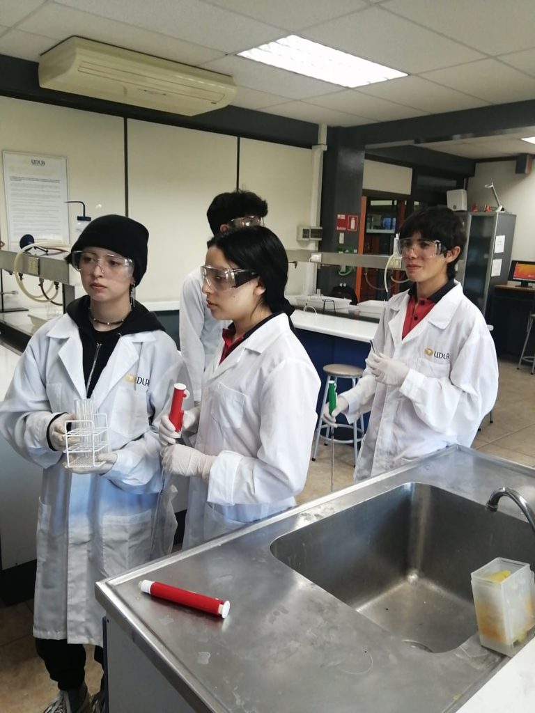 Campus Maipú fortalece vínculos con la comunidad a través de programa de reforzamiento académico