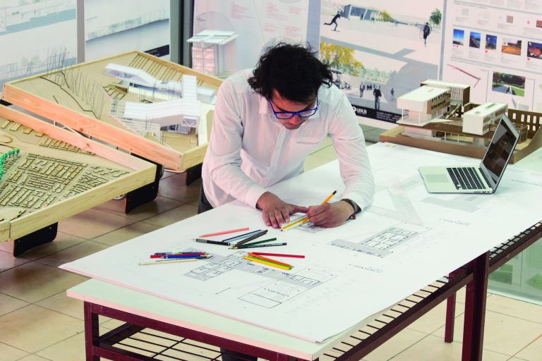 Consejo Asesor de Empleabilidad centra su última sesión del año en el análisis del proceso de transición del estudiante al mundo del trabajo