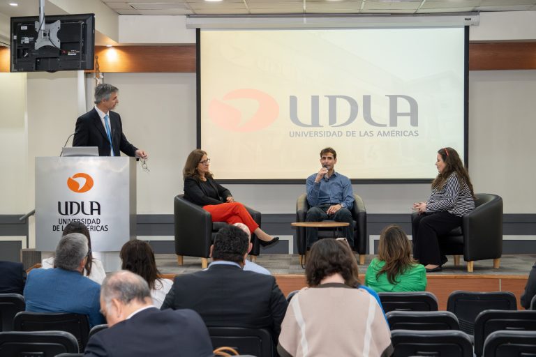 Fondo de Desarrollo Institucional para fortalecer educación online finaliza con la participación de expertos en seminario sobre aprendizaje digital