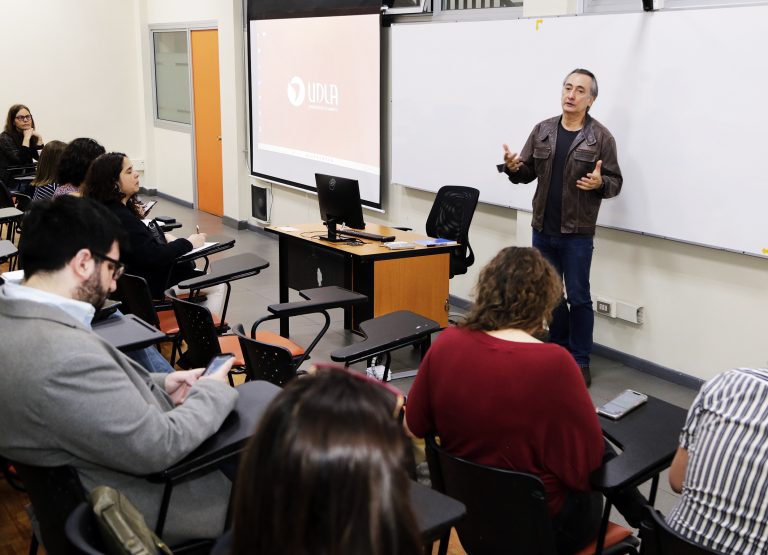 Facultad de Salud y Ciencias Sociales UDLA realiza capacitación con temática de género dirigida a personal del Ministerio de Salud