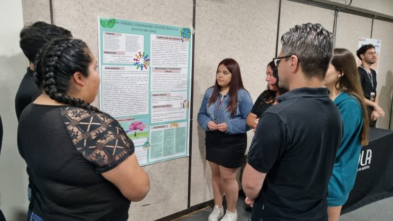 Programa IC del Campus La Florida UDLA realiza jornada de presentación de proyectos de Intervención Comunitaria en alianza con Cesfam Los Castaños